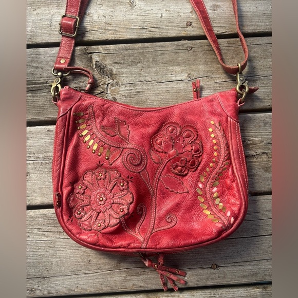Art N’ Vintage Bohemian Floral Red Leather Designer Shoulder Bag - Picture 6 of 9